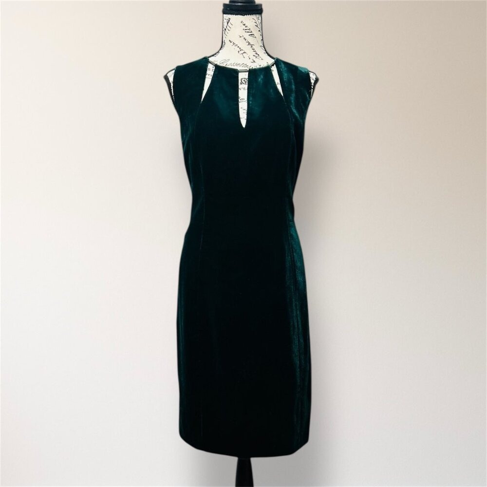 Elie Tahari Green Velvet Sheath Sleeveless Dress‎ Cutout Spring Wedding Guest